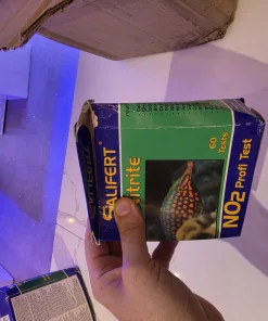 Salifert Nitrie Brand New *damaged box* (BH)